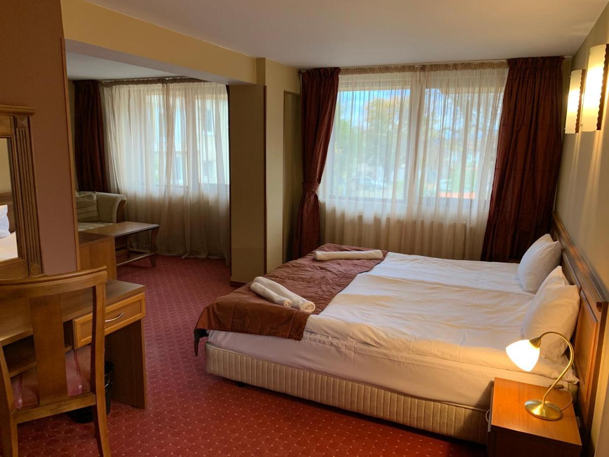 Hotel Asteri Bansko - Organic Food From Small Local Farms By Asteri Hotels 외부 사진